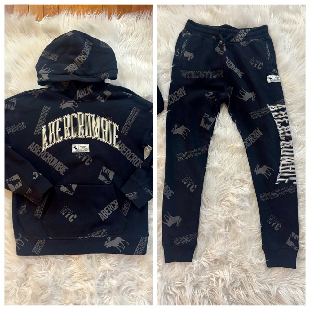 S O L D!!!!Abercrombie Kids Black Graphic Hoodie and sweatpants set